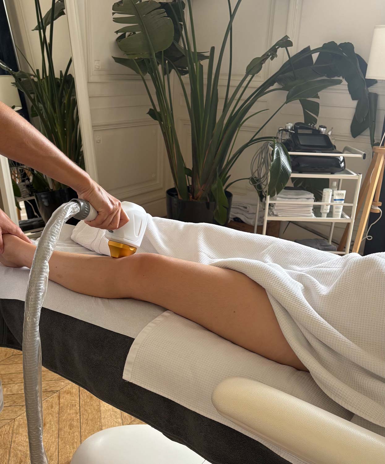 Cabinet l'appartement 7